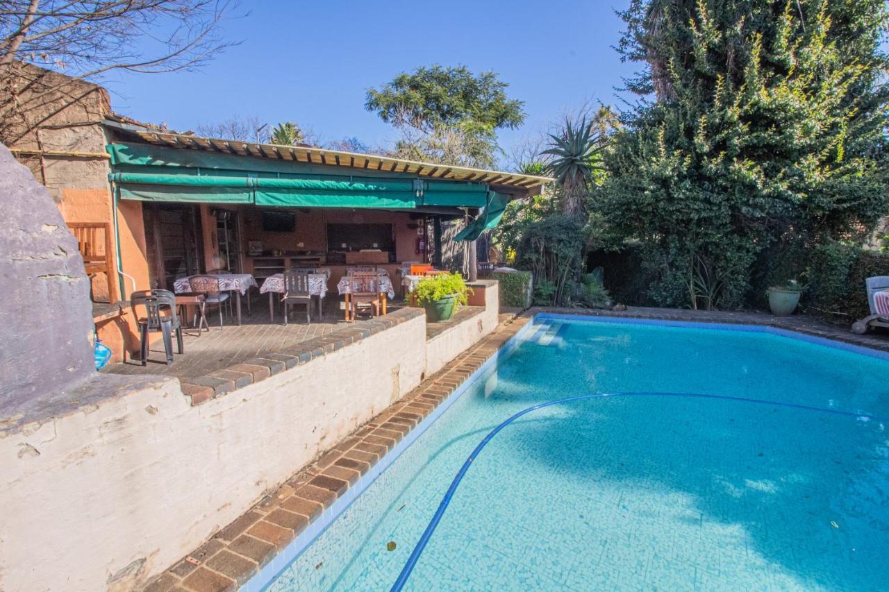 Charlie'S Spot - The Gardens Joanesburgo Exterior foto