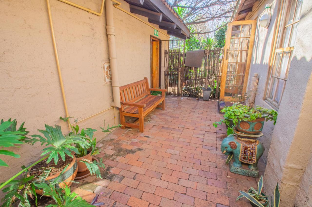 Charlie'S Spot - The Gardens Joanesburgo Exterior foto